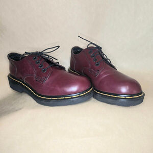 Dr. Martens sz 5 W Oxfords Burgundy Red Leather LaceUp ShoesNew w/ Light Scuffs